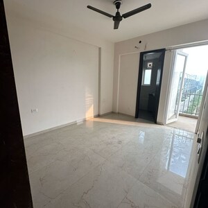 Room in 3.5 BHK Apartment at M3M Soulitude, Sector 89 – for Rent