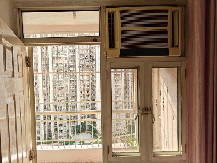Room, amrapali-golf-homes 2 Bedroom 835 Sq.Ft. Apartment In Sector 4 Greater Noida Greater Noida 9829444