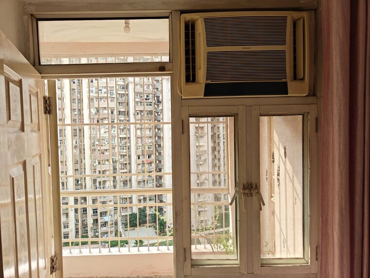 Room, amrapali-golf-homes 2 Bedroom 835 Sq.Ft. Apartment In Sector 4 Greater Noida Greater Noida 9829444