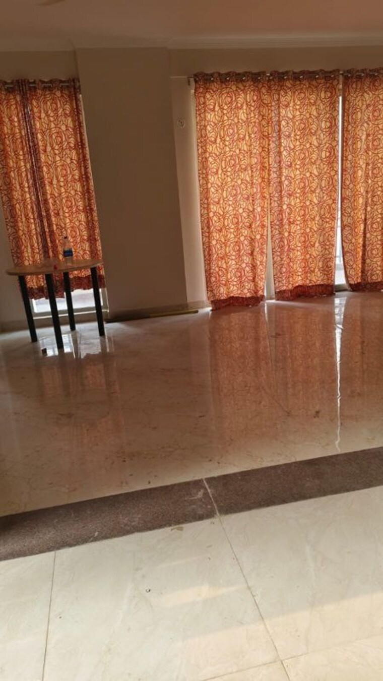 Room, ahmamau 2 Bedroom 1200 Sq.Ft. Apartment In Ahmamau Lucknow 9779342