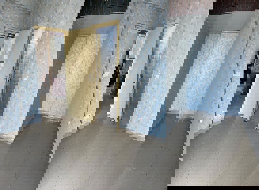 2.5 BHK + Servant Room Apartment For Sale in Gaur City 4th Avenue