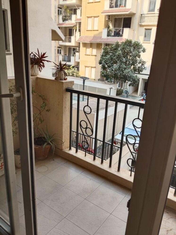 Balcony, emaar-emerald-floors-premier 4 Bedroom 1950 Sq.Ft. Apartment In Sector 65 Gurgaon 9829657