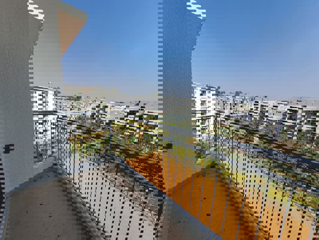 3 BHK Apartment For Sale in Casagrand Boulevard