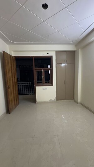 Room in 1 BHK Builder Floor at Chattarpur – for Rent