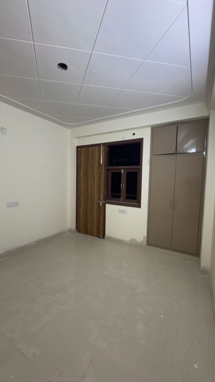 Room, chattarpur 1 Bedroom 500 Sq.Ft. Builder Floor In Chattarpur Delhi 9829705