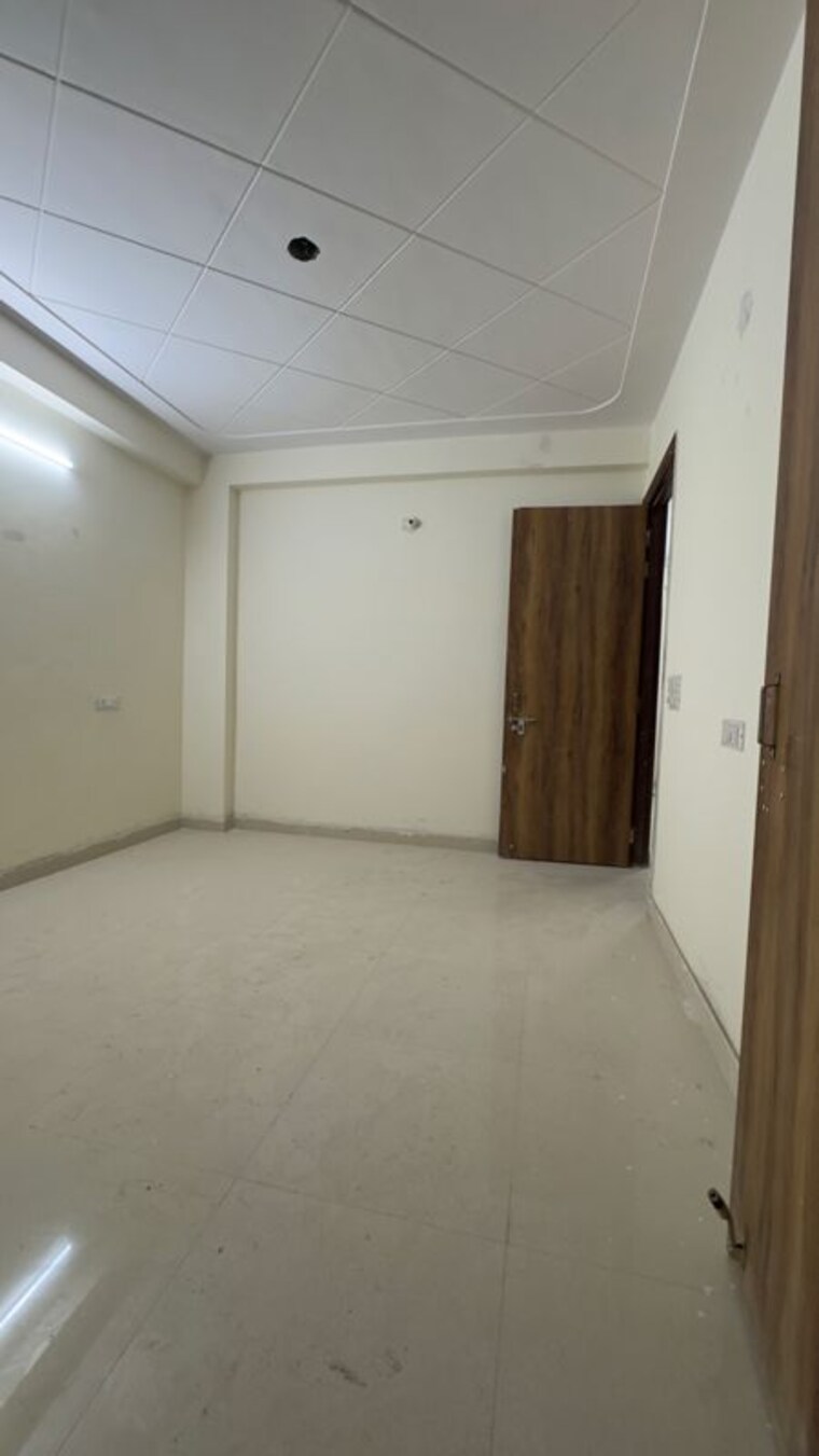 Room, chattarpur 1 Bedroom 500 Sq.Ft. Builder Floor In Chattarpur Delhi 9829705