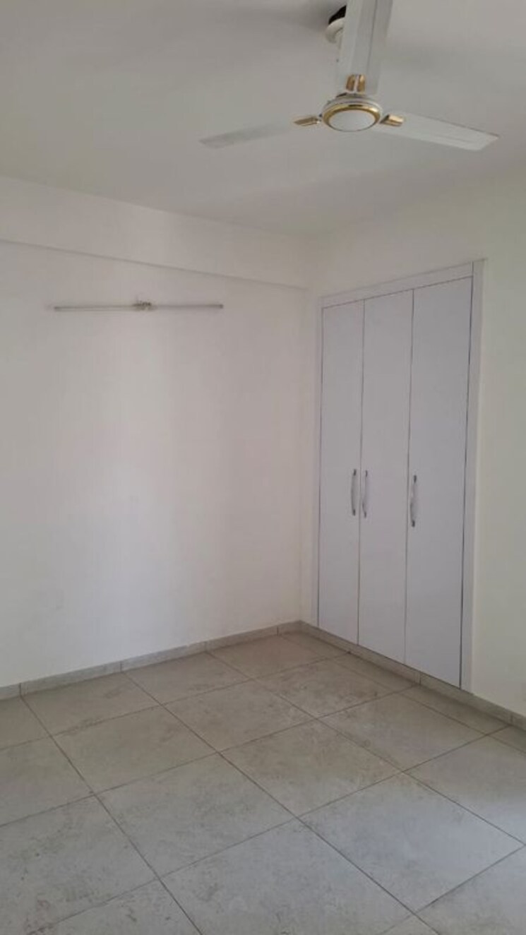 Room, motiaz-royal-citi 3 Bedroom 1910 Sq.Ft. Apartment In Ambala Highway Zirakpur 9829662