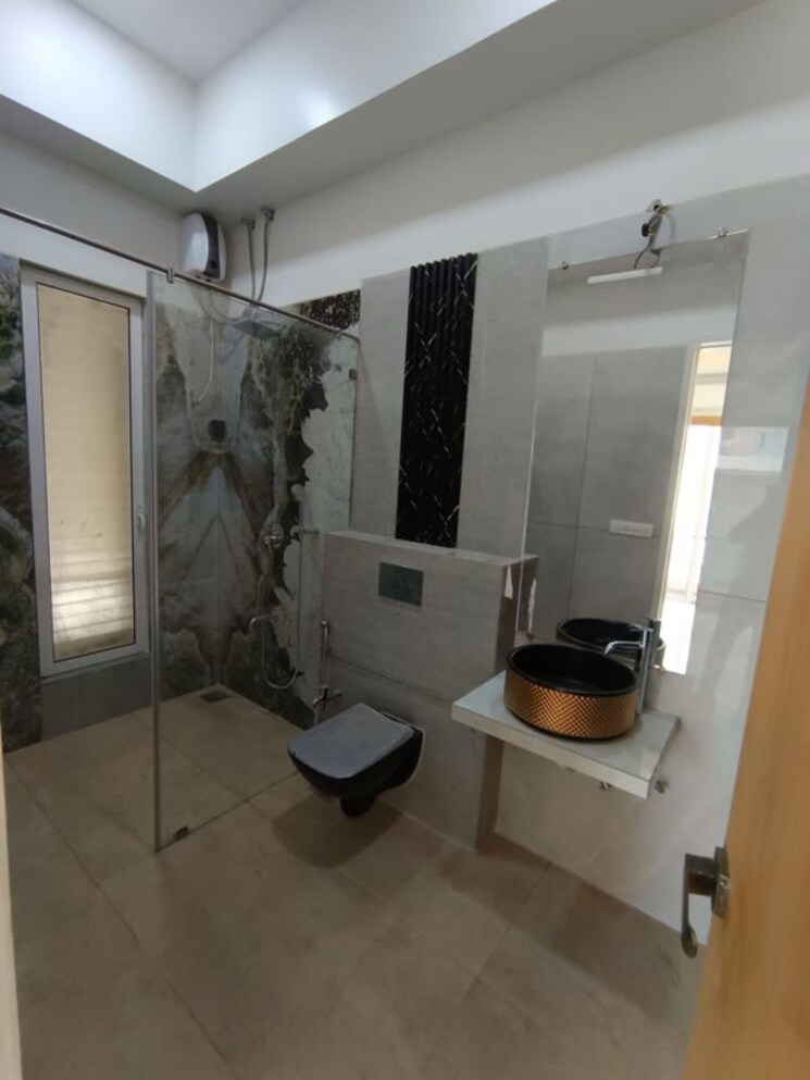 Team Area, k-raheja-raheja-residency 2 Bedroom 750 Sq.Ft. Apartment In Malad East Mumbai 9829743