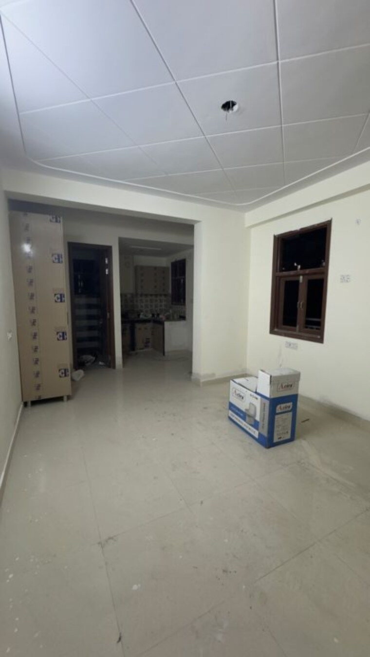 Room, chattarpur 1 RK 350 Sq.Ft. Apartment In Chattarpur Delhi 9829838