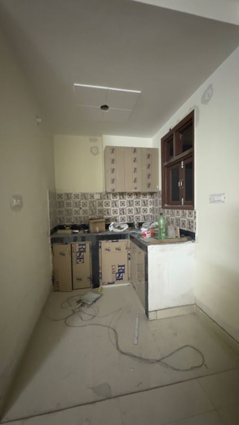 Living Room, chattarpur 1 RK 350 Sq.Ft. Apartment In Chattarpur Delhi 9829838
