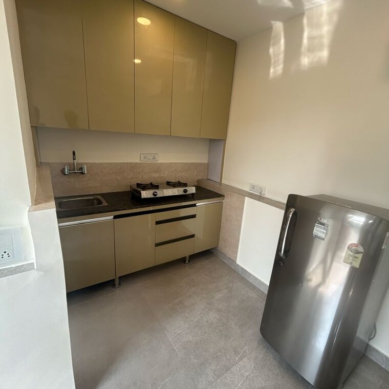 Kitchen, south extension i 1 Bedroom 200 Sq.Ft. Builder Floor In South Extension I Delhi 9829697