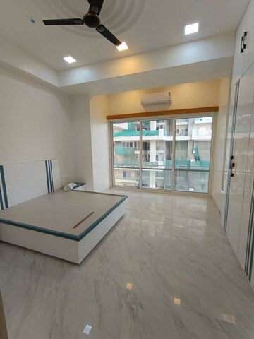 3.5 BHK Apartment For Rent in Indiabulls Sky Forest, Lower Parel
