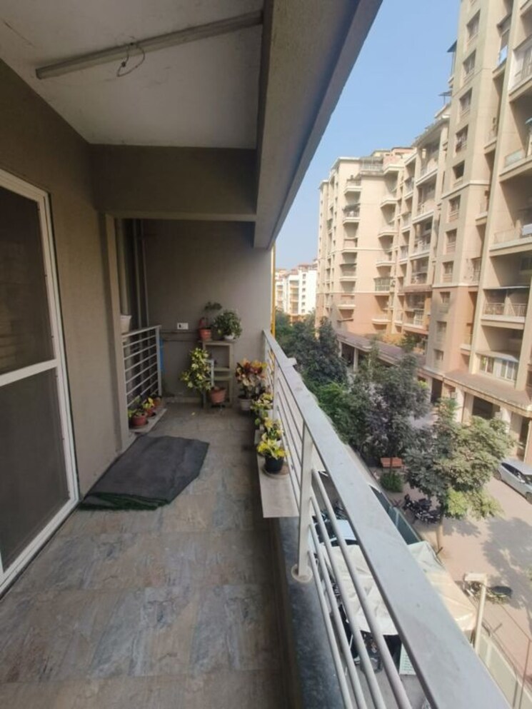 Balcony, the-pearl 2 Bedroom 1000 Sq.Ft. Apartment In Balewadi Pune 9829836