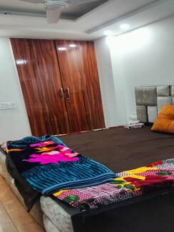 2 BHK + Pooja Room Builder Floor For Rent in Janakpuri