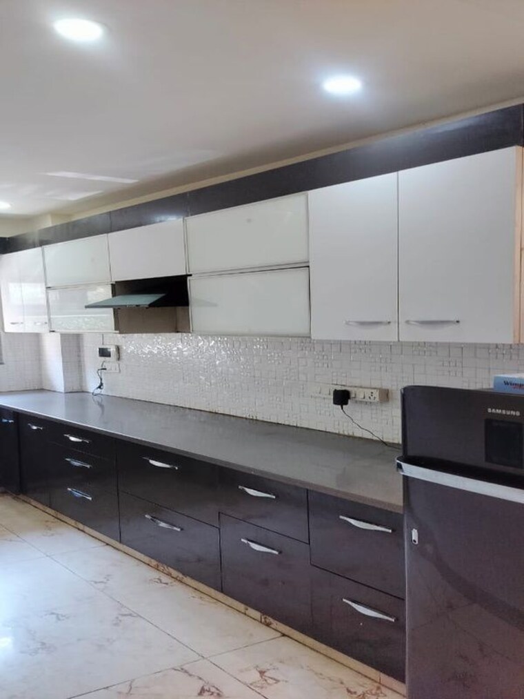 Kitchen, janakpuri 2 Bedroom 755 Sq.Ft. Builder Floor In Janakpuri Delhi 9829896