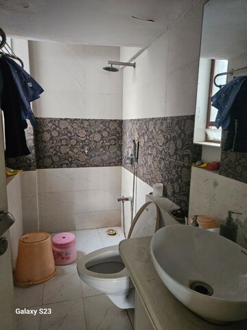 Bathroom in 3 BHK Apartment at Sarayu Apartment Santacruz, Santacruz West – for Rent