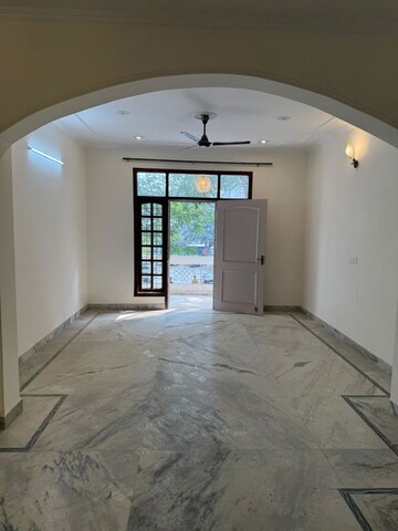 3.5 BHK Builder Floor For Rent in Dlf Phase ii