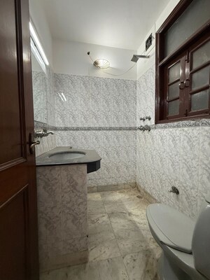 Bathroom in 3.5 BHK Builder Floor at Dlf Phase ii – for Rent