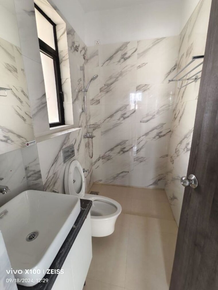 Bathroom, risland-the-icon 2 Bedroom 850 Sq.Ft. Apartment In Dhokali Thane 9829975