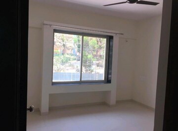 Room in 2 BHK Apartment at Wakad – for Rent