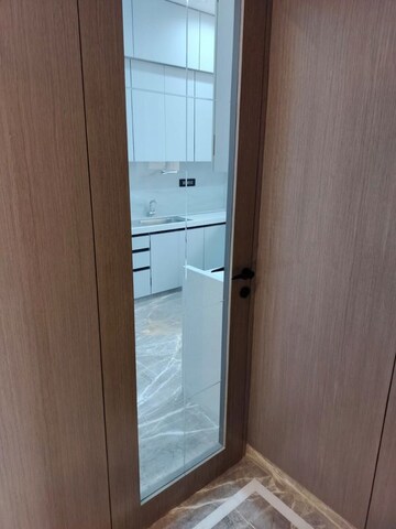 Room in 3 BHK Apartment at Adani Ten BKC, Bandra East – for Rent