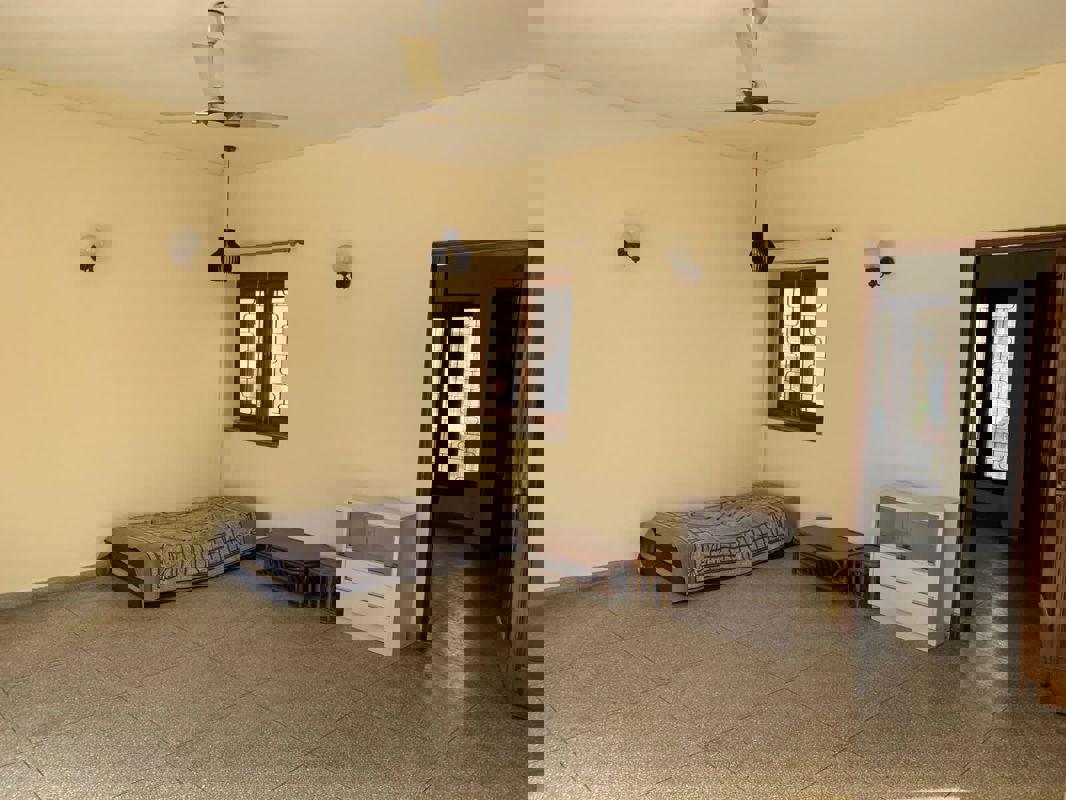 2 BHK + Pooja Room Builder Floor For Rent in Navjeevan Vihar