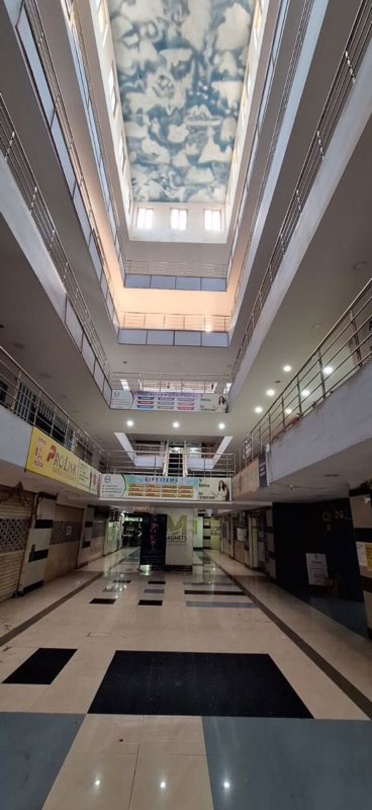 Exterior View, downtown-mall Commercial Office Space 650 Sq.Ft. In Lakdi Ka Pul Hyderabad 9830172