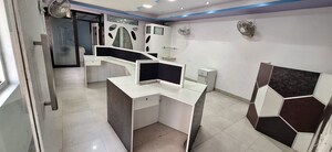  Office Space For Rent in Downtown Mall, Lakdi Ka Pul