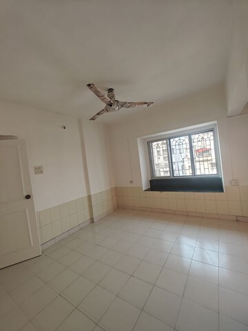 Room in 2 BHK Apartment at Sea Breeze Tower, Nerul – for Rent