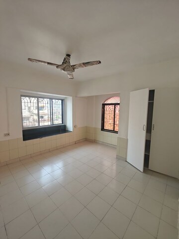 Room in 2 BHK Apartment at Sea Breeze Tower, Nerul – for Rent