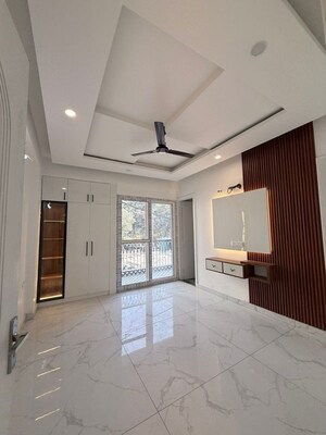 Room in 2 BHK Apartment at Sahastradhara – for Sale