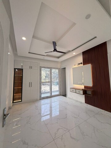 Room in 2 BHK Apartment at Sahastradhara – for Sale