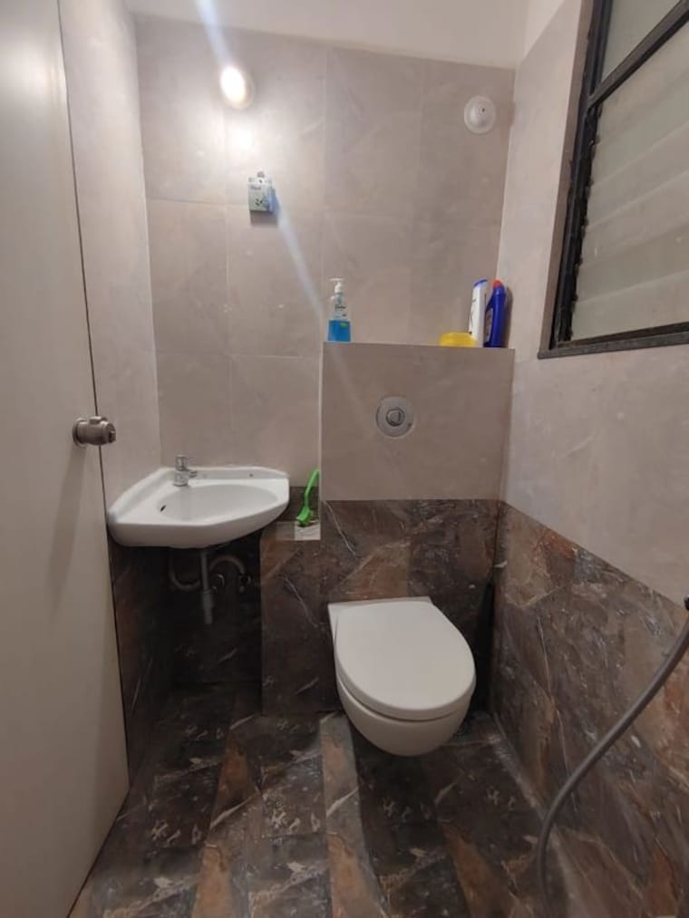 Bathroom, baner 2 Bedroom 850 Sq.Ft. Apartment In Baner Pune 9830208