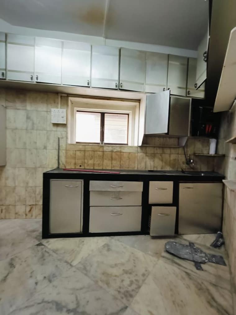 Kitchen, girgaum chowpatty 2 Bedroom 915 Sq.Ft. Apartment In Girgaum Chowpatty Mumbai 9830319