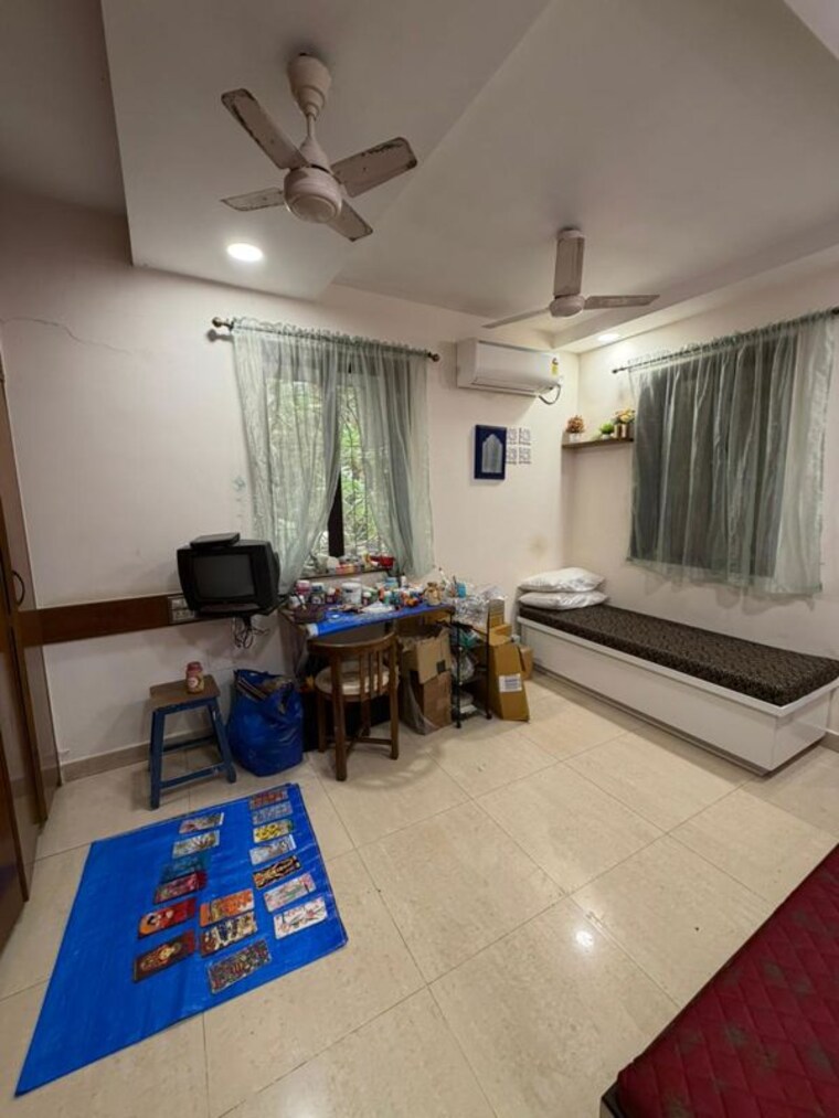 Bedroom, parle-vaibhav-apartment 1 Bedroom 550 Sq.Ft. Apartment In Vile Parle East Mumbai 9830380
