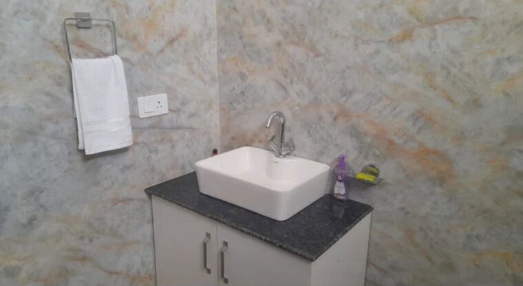 Bathroom, kumarhatti Commercial Showroom 20000 Sq.Ft. In Kumarhatti Solan 9829943
