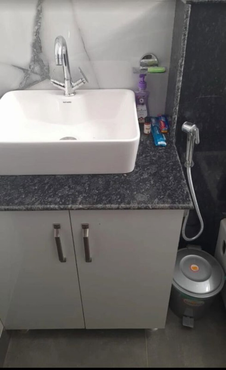 undefined, kumarhatti Commercial Showroom 20000 Sq.Ft. In Kumarhatti Solan 9829943