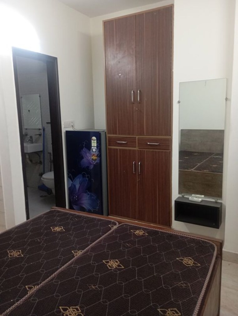 Bedroom, east of kailash 1 RK 360 Sq.Ft. Builder Floor In East Of Kailash Delhi 9830449