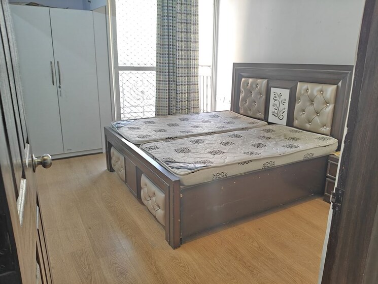 Bedroom, prateek-grand-city 2 Bedroom 970 Sq.Ft. Apartment In Siddharth Vihar Ghaziabad 9830462