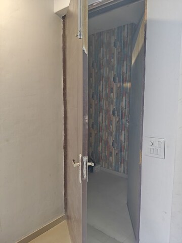 Room in 2 BHK Apartment at Prateek Grand City, Siddharth Vihar – for Rent