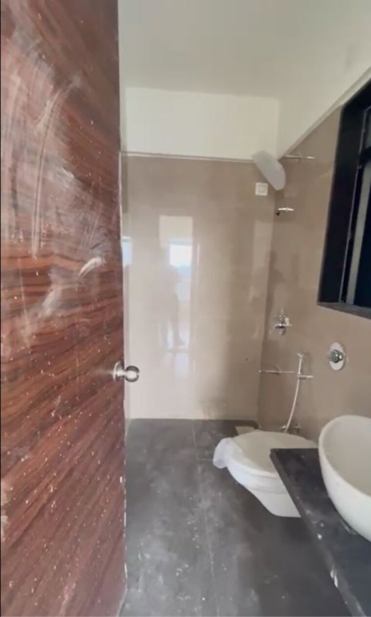 Bathroom, crystal-armus 2 Bedroom 650 Sq.Ft. Apartment In Chembur Mumbai 9830369