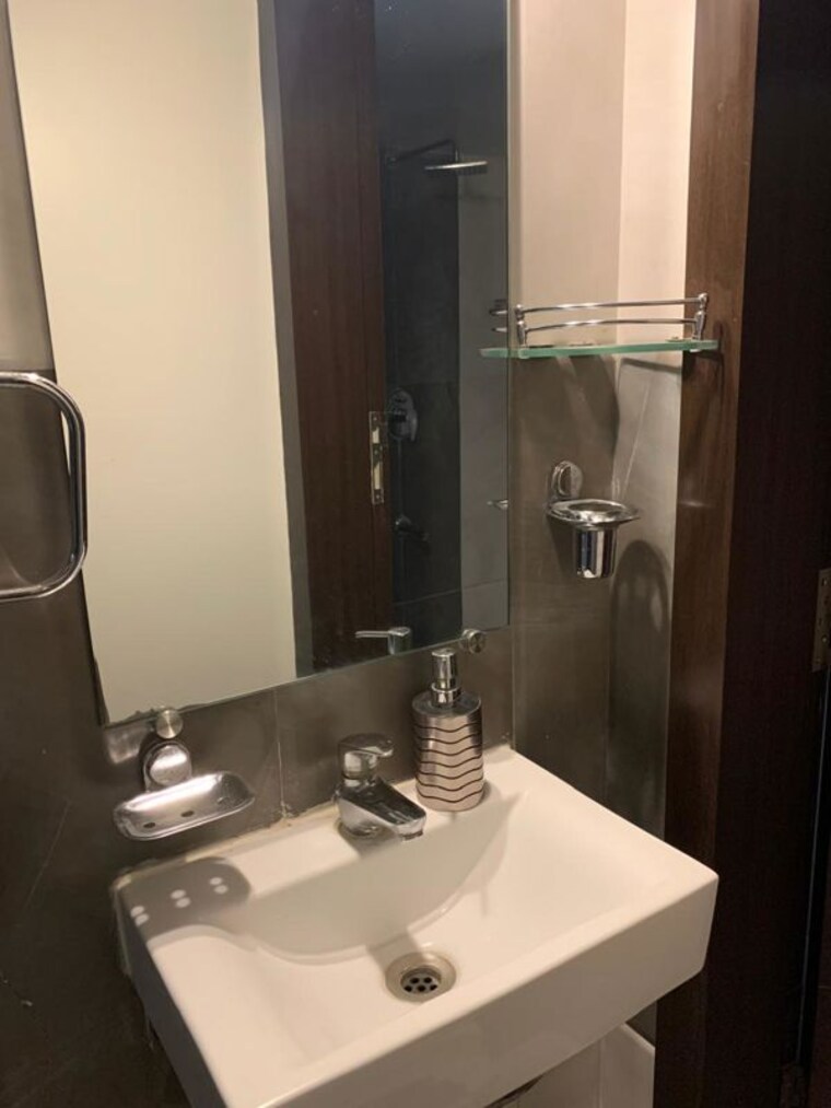 Bathroom, chitrapur-chs 2 Bedroom 950 Sq.Ft. Apartment In Bandra West Mumbai 9830508