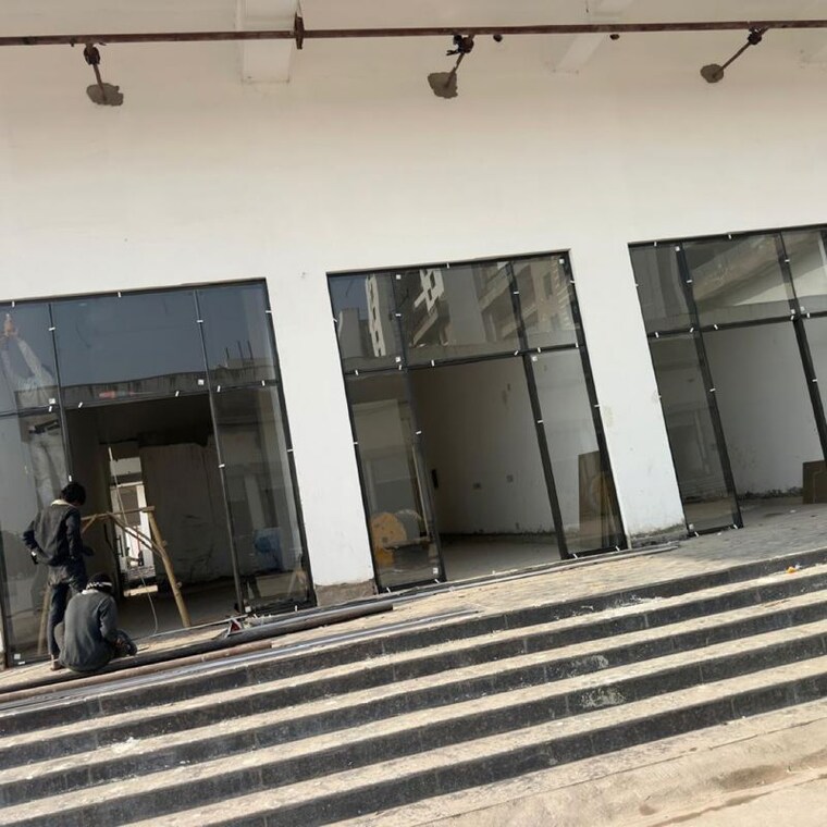 Team Area, aerocity Commercial Shop 540 Sq.Ft. In Aerocity Mohali 9830510