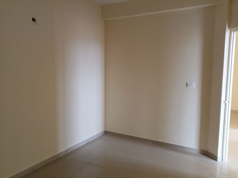 Room, pyramid-altia 3 Bedroom 645 Sq.Ft. Apartment In Sector 70 Gurgaon 9827609