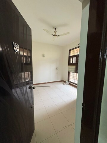 Bathroom in 3 BHK Builder Floor at Sector 22 – for Rent