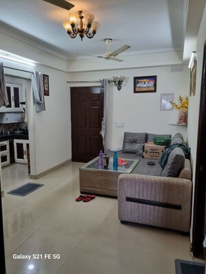 Living Room in 1 BHK Builder Floor at Chirag Dilli – for Rent