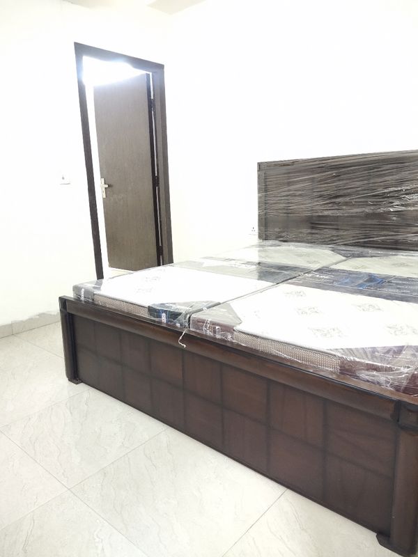3 BHK Builder Floor For Rent in East Of Kailash