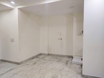 Room in 3 BHK Builder Floor at East Of Kailash – for Rent