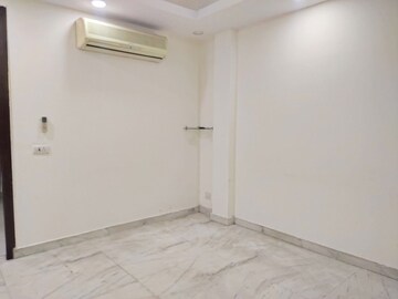 Room in 3 BHK Builder Floor at East Of Kailash – for Rent