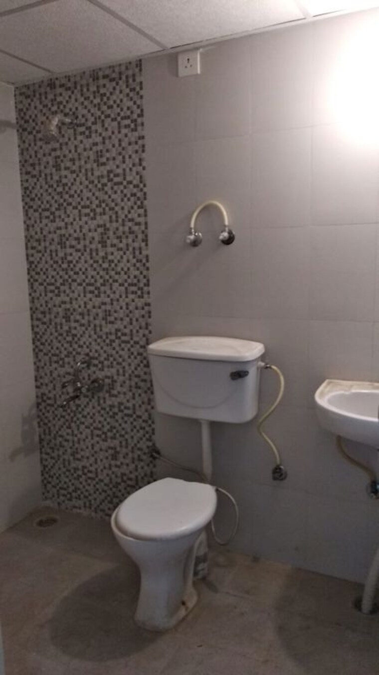 Bathroom, signature-global-solera-2 2 Bedroom 489 Sq.Ft. Apartment In Sector 107 Gurgaon 9830928